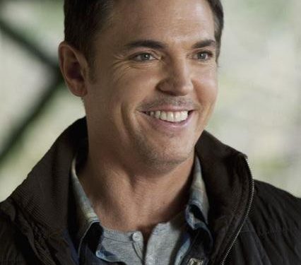 Nicholas Lea