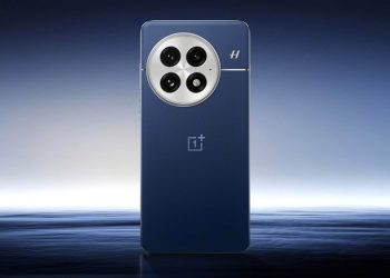 OnePlus 13 manyetik kılıf ve diğer şarj aksesuarları tanıtıldı
