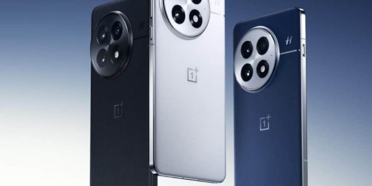 OnePlus 13 FCC veritabanında göründü, ABD’de bu yıl piyasaya sürülecek