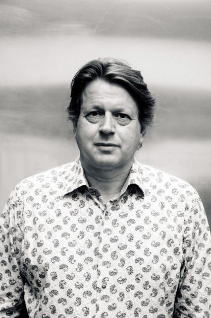 Peter F. Hamilton