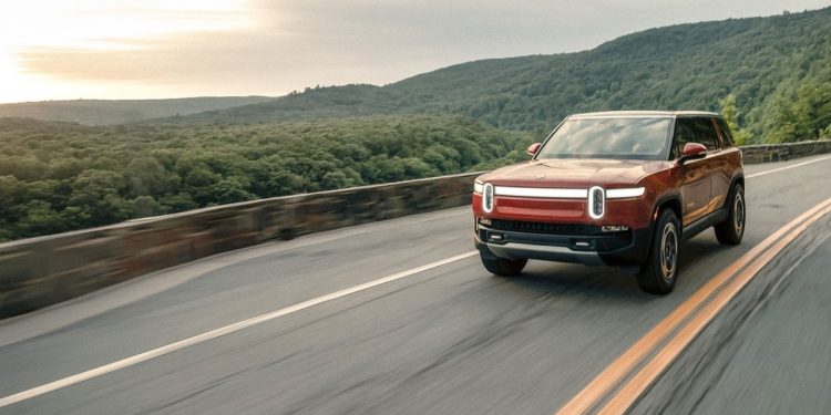 Rivian Vakfı için vaat edilen ilk 10 milyon dolarlık hibeler açıklandı