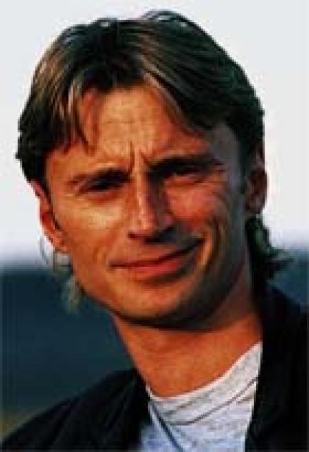 Robert Carlyle