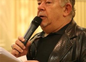 Robin Leach