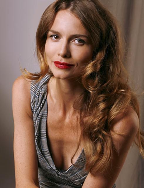 Saffron Burrows