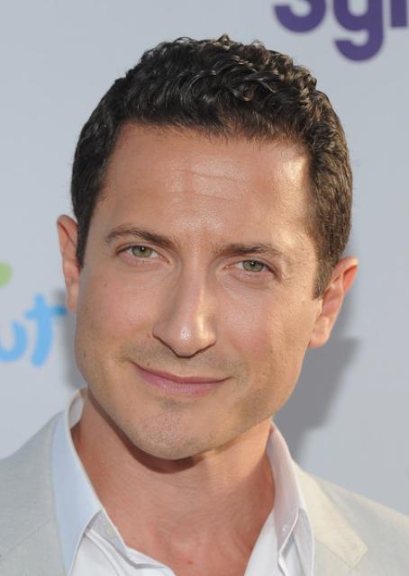 Sasha Roiz