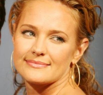 Sharon Case