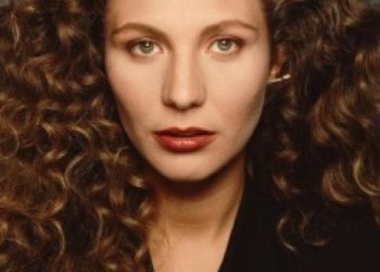 Solveig Dommartin