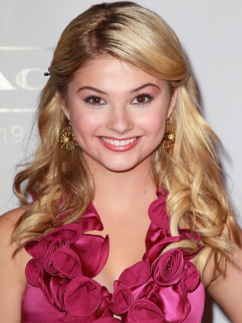 Stefanie Scott