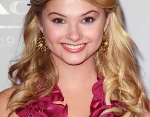 Stefanie Scott