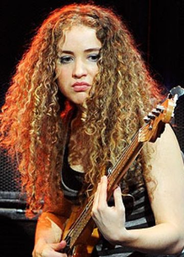 Tal Wilkenfeld