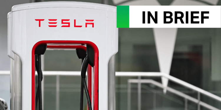 Tesla’nın Supercharger ağı hala Tesla dışı araçlar için kullanılamamaktadır.