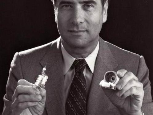 Theodore Maiman
