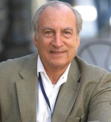 Thomas Eloy Martinez