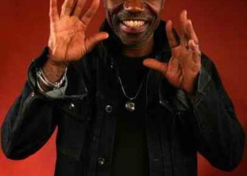 Vondie Curtis-Hall