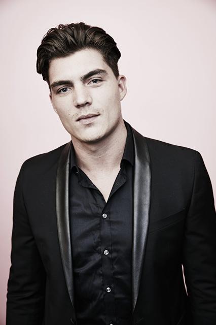 Zane Holtz