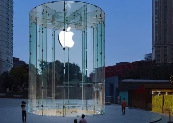 “Tim Cook’un Çin Ziyareti, Apple İstihbaratının Ülkeye Getirilmesiyle İlgili”