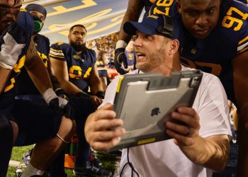 Üniversite futbol takımları nano-doku iPad Pro’dan büyük heyecan duyuyor