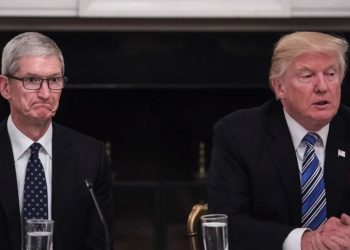 “Tim Cook’un Trump’tan Apple’a Nasıl Yardım Aldığı”