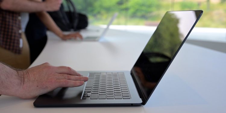 Kuzey Kore’li hackerlar, Mac’leri hedef almak için enfekte kripto uygulamalarını kullanıyor.