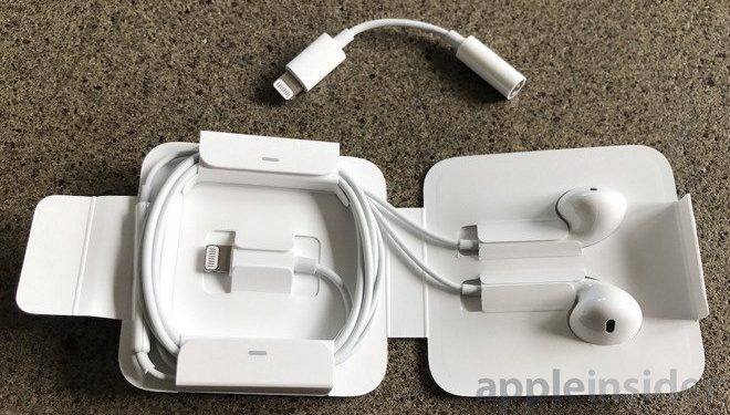 “Apple, iPhone’ların Kablolu Kulaklık Kullanımını Sağlayan Lightning Adaptörünü Piyasadan Çekti”