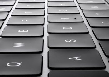 Apple, MacBook’larda kelebek klavye onarım programını resmi olarak sonlandırdı.