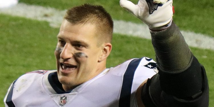 Gronk, Apple’ı Şimdiye Kadarki En İyi Yatırımı Olarak Nitelendirdi