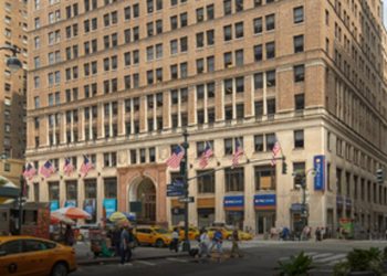 “Apple, Macy’s’ten Daha Fazla New York Ofis Alanı Kiraladı”