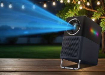 TCL’nin İlk Taşınabilir Projeksiyonu Resmi Olarak Tanıtıldı, Sadece 499 Dolar!