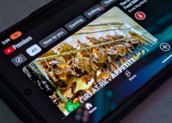 YouTube uygulamasında uzun videolar için sonsuz kaydırma özelliği test ediliyor.