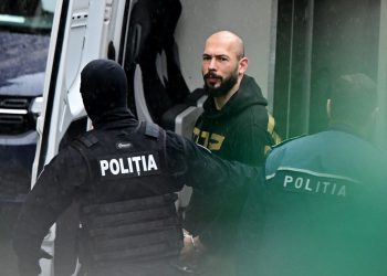 Hackerlar Andrew Tate’in çevrimiçi üniversitesine sızdı, veri çaldı ve sohbetleri emojiyle doldurdu.