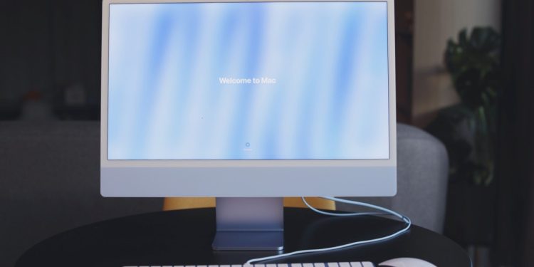iMac (M4) İncelemesi: Apple’ın Giriş Seviyesi Hepsi Bir Arada Mini Güncellemesi