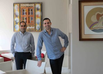 Truecaller kurucuları görevden ayrıldı, uygulama yeniden popülerleşti
