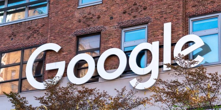 Google, haber şirketlerini tarayıcılarını kullanmaya zorlar mı?