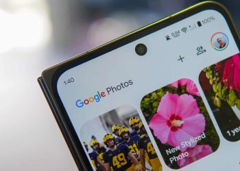 Google Photos uygulaması Android için Yenilikler akışına sahip yeni bir güncelleme aldı.