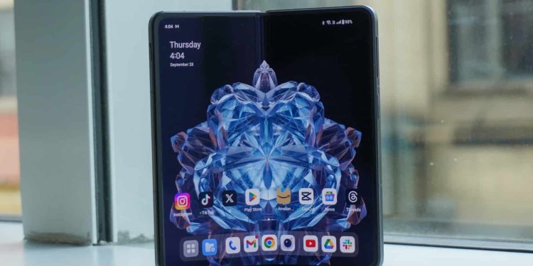 “Android 15, OnePlus Open için Yayınlanıyor”