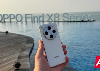 “OPPO, Bali’de Samsung’u Rezil Etti”