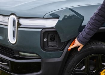 Rivian, Tedarik Sorunları Nedeniyle Büyük Gelir Kaybı Yaşıyor