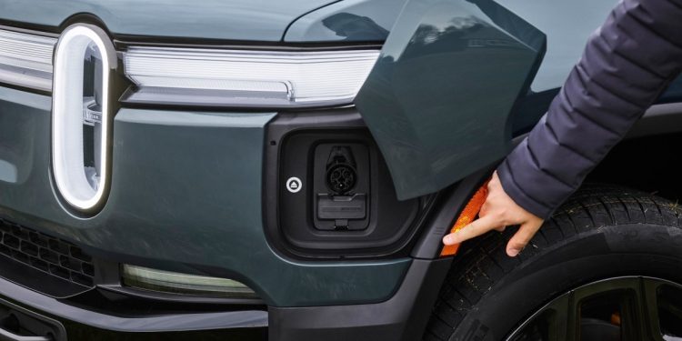 Rivian, Tedarik Sorunları Nedeniyle Büyük Gelir Kaybı Yaşıyor