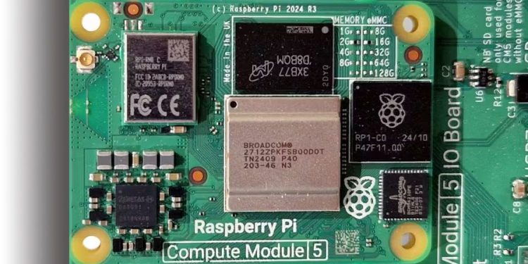 Raspberry Pi Compute Module 5 resmi lansmanından önce sergide görüldü.