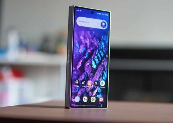 “Samsung, En Yeni Katlanabilir Telefonlarına Kasım Güncellemesini Yayınlıyor”