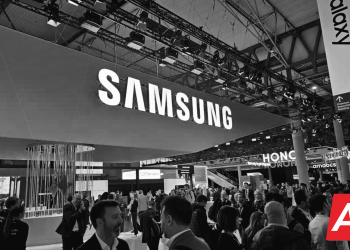 Samsung, Katlanabilir Telefonlarını Tanıtırken Apple’a Mizahi Yolla Yükleniyor