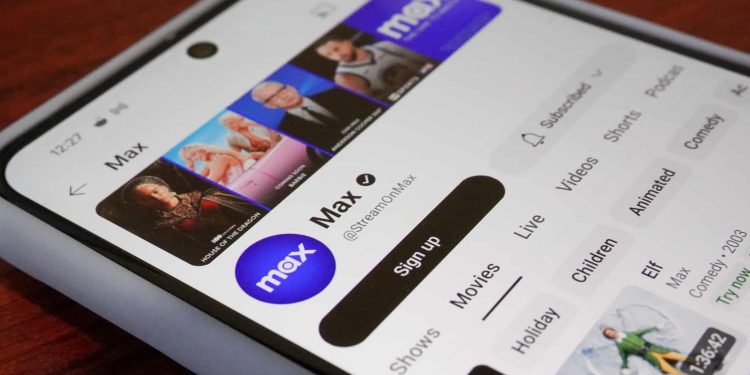 YouTube kullanıcıları Android cihazlarda iki oynatma hatasıyla karşı karşıya kalıyor.