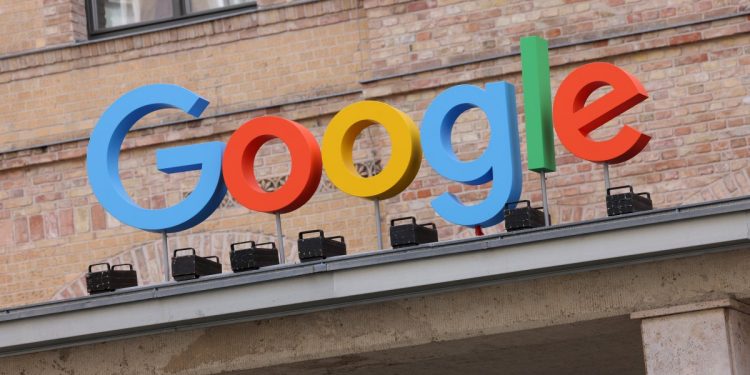 Google’ın Daily Listen AI Özelliği: Keşfetmeden Podcast Üretimi