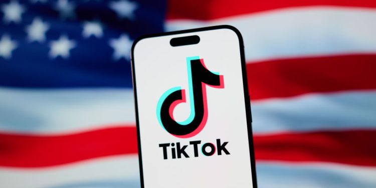 TikTok, ABD’de erişime kapandı.