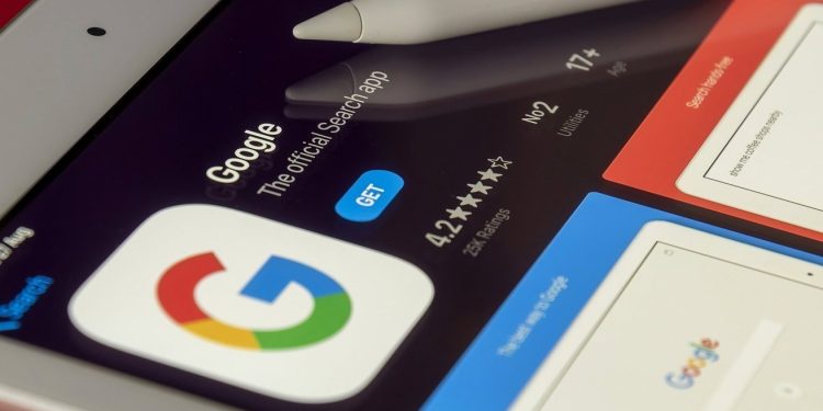 “Mahkeme, Apple’ın Google davasını ertelemesine izin vermedi”