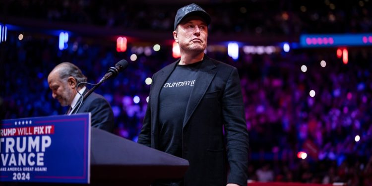 Elon Musk, TikTok’u satın almaya ilgi duymadığını açıkladı.