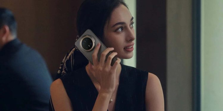 Huawei, İnce Periskop Kamera Sistemi için Patent Aldı