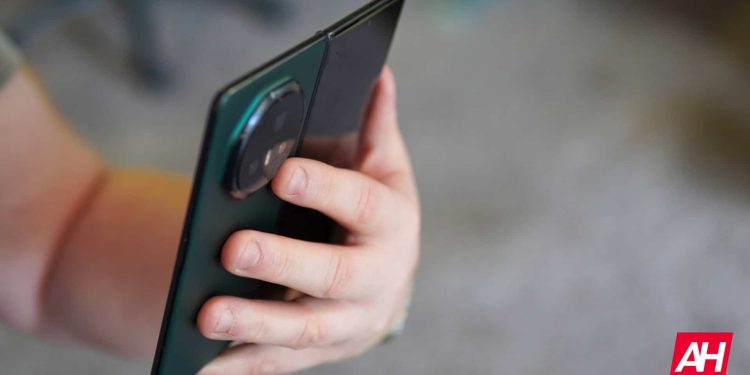 “HONOR Magic V4 Çıkış Yapmayacak, Ancak Magic V5 Geliyor: İddia”