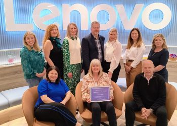 “Lenovo UK ve İrlanda Menopoz Dostu Akreditasyonu Elde Etti”