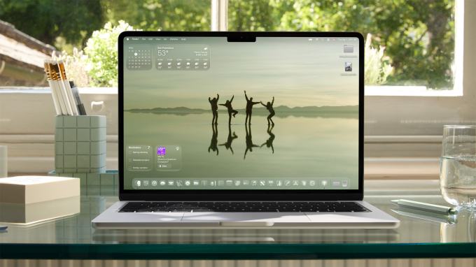apple-wwdc25-liquid-glass-home-screen-clear-look-250609_big-jpg-large_2x